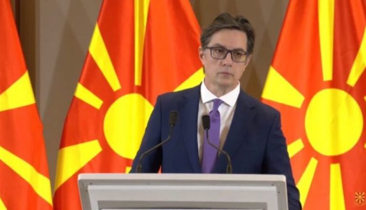 Pendarovski: Mbështesim mjekët e rinj, çdokush duhet të ketë pagë dinjitoze