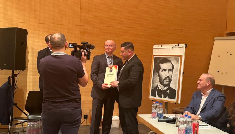 Rektori Prof. Dr. Jusuf Zejneli mori pjesë në Konferencën Shkencore me temë “Roli i shkollës shqipe në ruajtjen e identitetit dhe emancipimit kombëtar”