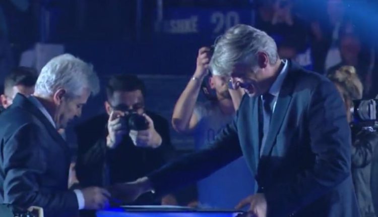 Fitorja fillon nga Gostivari. Nenshkrimi i marreveshjes historike te koalicionit per Frontin Europian, mes kryetarit Ali Ahmeti dhe kryetarit te ASH Ziadin Sela