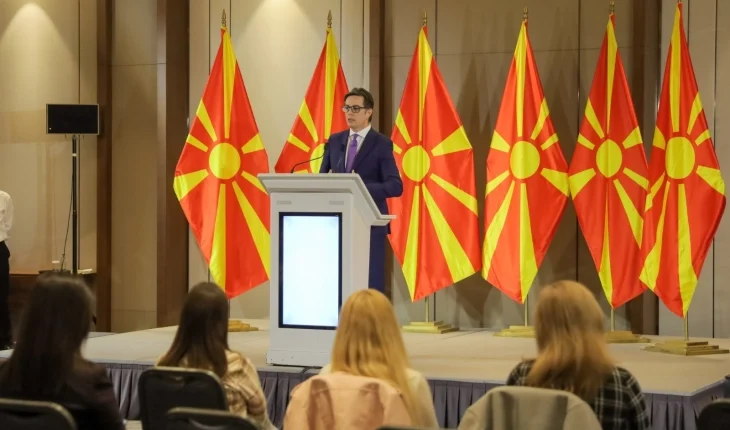 Pendarovski: Kandidohem sërish jo vetëm që të marr pjesë në zgjedhje, por të fitoj!