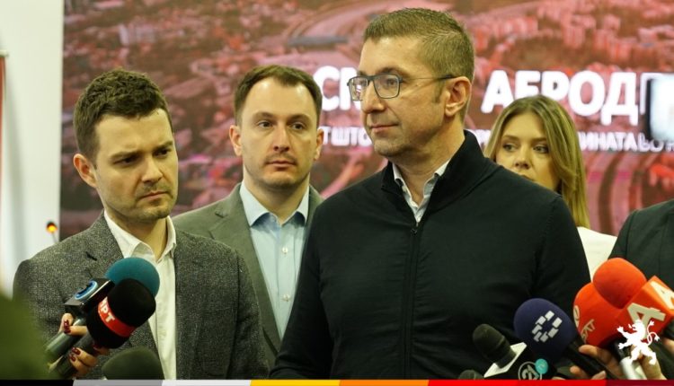 Mickoski bën publike bartësit e listave nëpër Njësitë Zgjedhore!