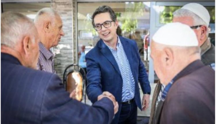 Pendarovski nga Tetova: Opsioni im është pa konflikte, dhe opsioni tjetër është me ndarje dhe tensione