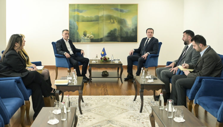 Kurti viziton komunën e Leposaviqit