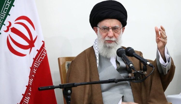 Lideri suprem i Iranit, Ali Khamenei, është zotuar se do të hakmerret kundër sulmeve të Izraelit