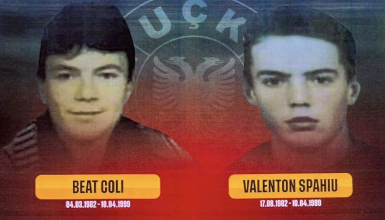 Haradinaj kujton heronjtë Beat Coli e Valenton Spahiu: Ishin 17-vjeçarë, por të vetëdijshëm se liria s’do vinte pa sakrificë