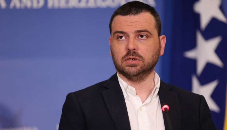 U kërcënua se mbështeti Kosovën në KiE, I ofrohet mbrojtje policore deputetit boshnjak