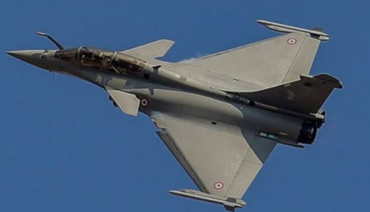 Serbia blen avionë nga Franca, Vuçiç: Jemi pranë marrëveshjes, e diskutova me Macron
