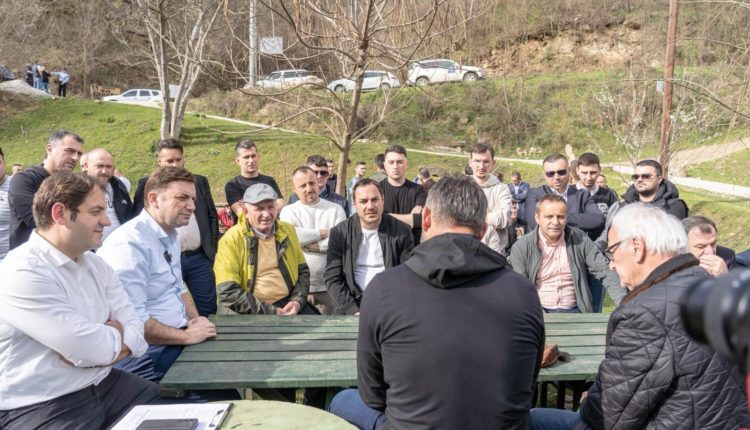 Osmani në takim me shoqatat ekologjike