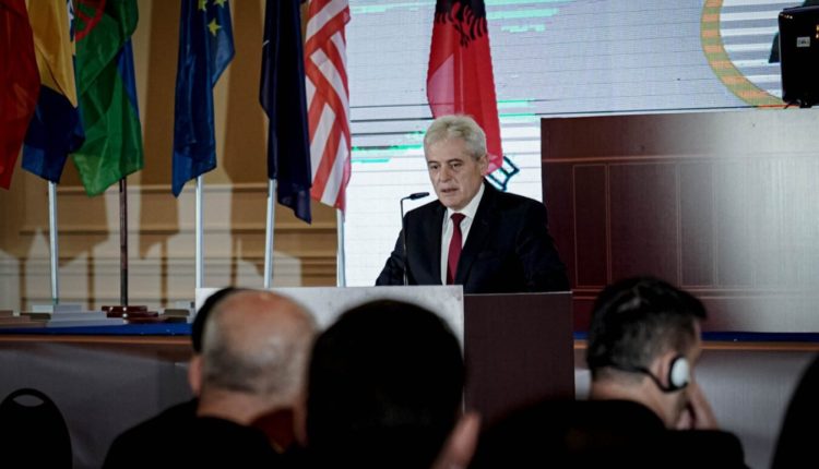 Ali Ahmeti nga Fronti Europian: U thyen barierat e fundit, vendi të ecë përpara