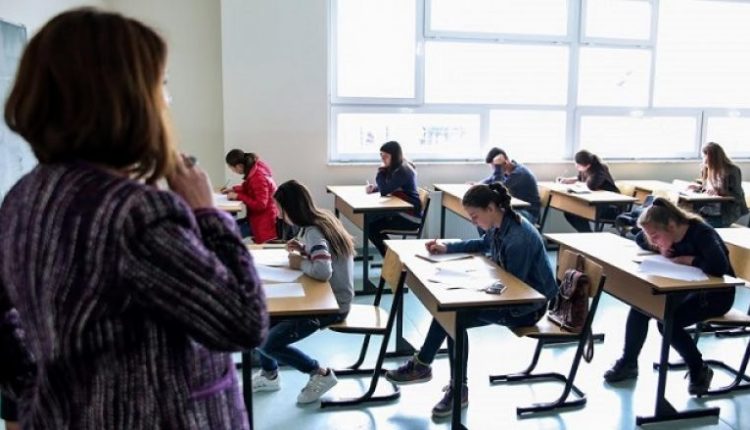 Nxënësit e shkollave të mesme në RMV do të mund të marrin pjesë në kampin ushtarak veror në Mal të Zi