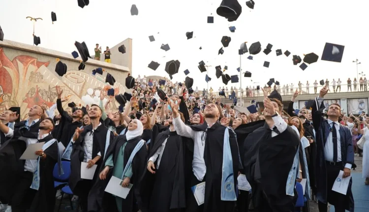 RMV, vitin e kaluar diplomuan 7.422 studentë, 0.78 përqind më pak se në vitin 2022