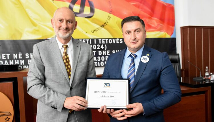 Ambasadori i Bashkimit Evropian në Republikën e Maqedonisë së Veriut e vizitoi Universitetin e Tetovës