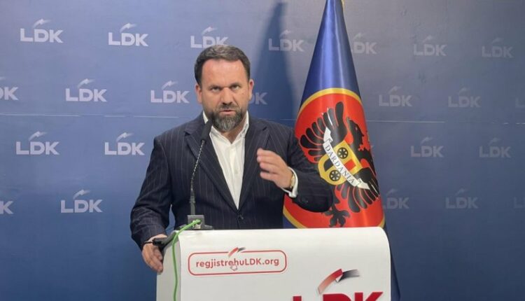 Dorëheqja e Kurtit e vetmja zgjidhje për zgjedhje, thotë Rukiqi