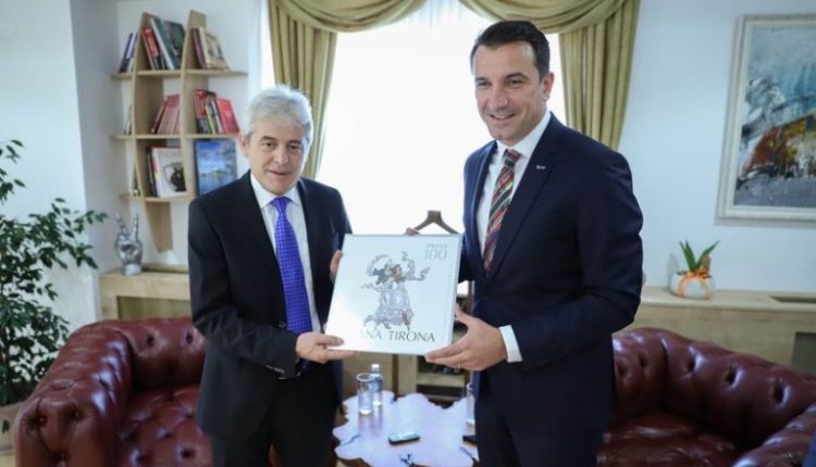 Ali Ahmeti sot do të marrë titullin “Qytetar Nderi” i Tiranës