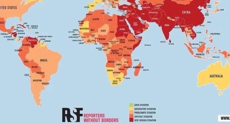 “Reporterët Pa Kufij”: Liria e shtypit po kërcënohet nga politika
