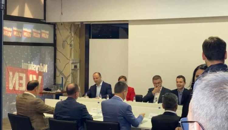 Nisin takimet VMRO – VLEN, si do të ndahet “kulaçi” Qeveritar?!