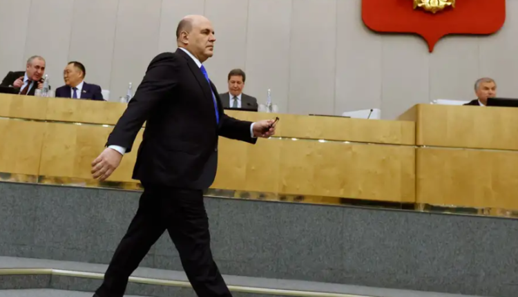 Putini do që Mishustini ta mbajë pozitën e kryeministrit të Rusisë