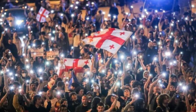 Grupet për të drejtat e njeriut i bëjnë thirrje Gjeorgjisë të mbrojë lirinë e shprehjes