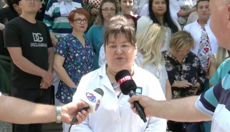 Shoqata e mjekëve privatë protestuan për dënimet ndaj mjekëve