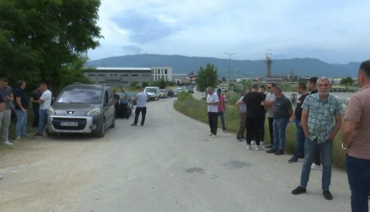 Banorët e Vizbegut kundërshtojnë ndërtimin e bazës së asfaltit, e cilësojnë kancerogjene