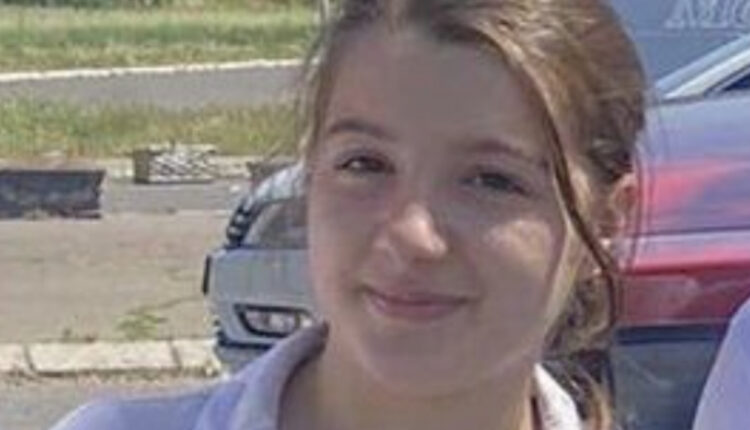13 vjeçarja nga Vushtrria e zhdukur që nga dita e hënë, familjarët kërkojnë ndihmë për gjetjen e saj