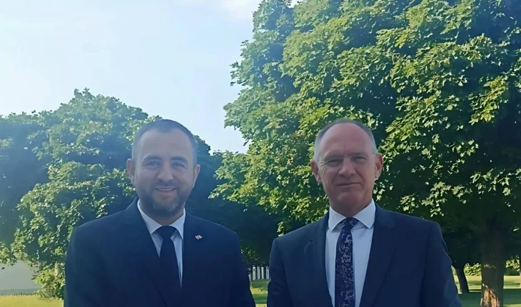 Toshkovski-Karner: Bashkëpunimi në përballjen me emigracionin ilegal është me rëndësi thelbësore për rajonin