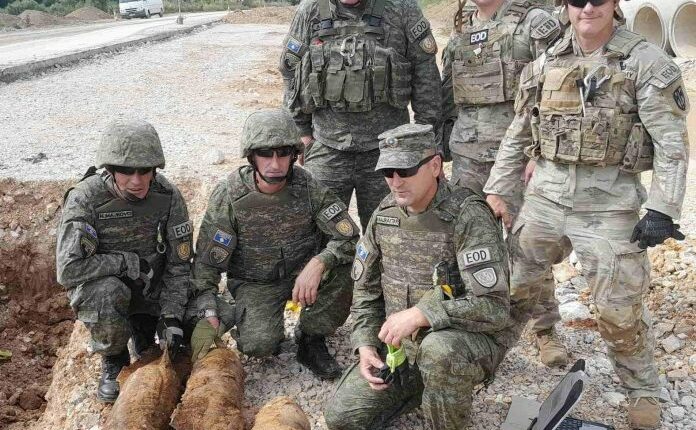 FSK largon bomba të Luftës së Dytë Botërore, u hasën gjatë punimeve në magjistralen Prishtinë-Podujevë