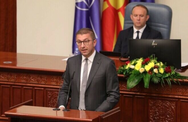 Mickoski paralajmëron investim prej 400 milionë eurosh