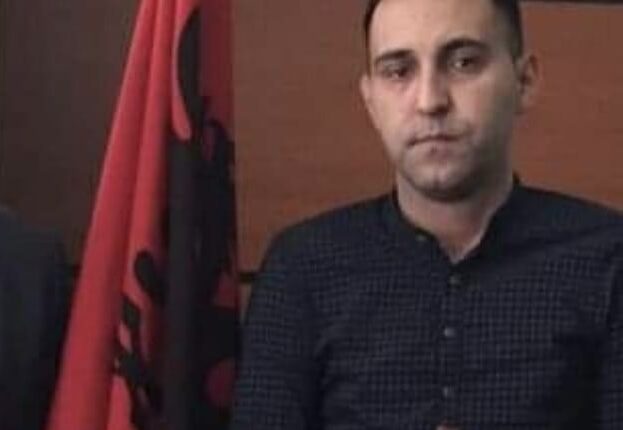 Gazetari Urim Hasipi “Godet” qeverinë e re për 24-72 orë nga Gjuha shqipe nuk mbeti asgjë kemi vetëm Maqedonisht dhe Maqedonisht