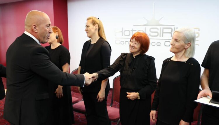 Haradinaj lartëson figurën e Ferrit: Gjithë jetën e tij krijoi vepra për ngritjen e kombit tonë