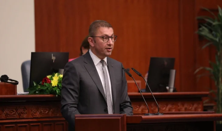Mickoski: Shteti do të jetë në duart e qytetarëve, ndryshime kushtetuese nën diktatin bullgar nuk do të ketë