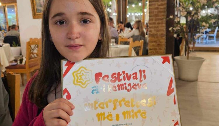 Vogëlushja Dea Taipi nga Shkupi iterpretuesja më e mirë e festivalit të 62 të këngës për fëmijë në Shkodër