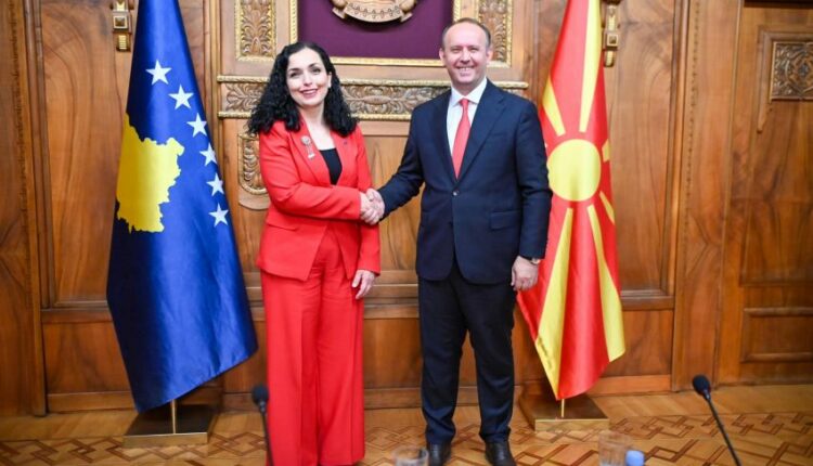Osmani takohet me kryetarin e Kuvendit të Maqedonisë së Veriut dhe kryesuesin e Presidencës së Bosnjes