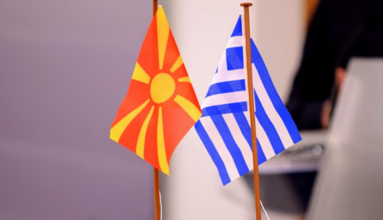 Tensione mes Shkupit dhe Athinës edhe gjashtë vjet pas Marrëveshjes së Prespës