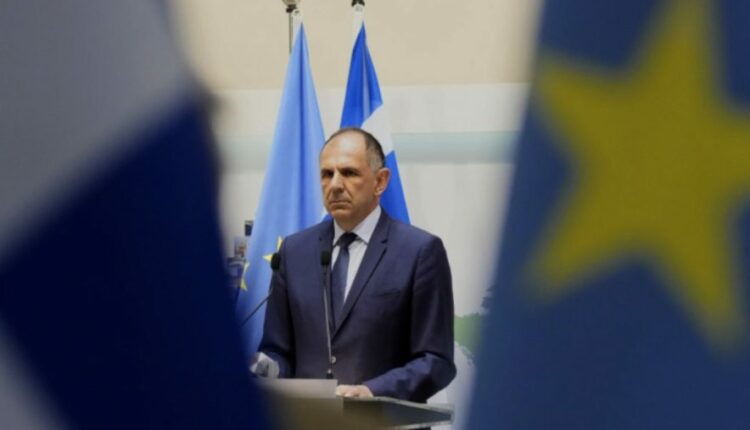 Gerapetritis: Deklaratat e Mickoskit po minojnë Marrëveshjen e Prespës, të respektohet emri kushtetues