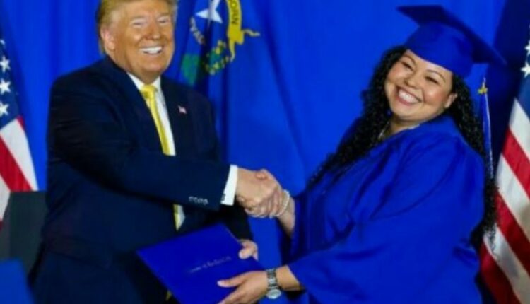 Premtimi elektoral i Trumpit: Green Card për të gjithë të huajt që diplomohen në SHBA