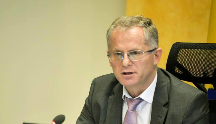 Bislimi: Kam informacione se do të rekomandohet heqja e masave të BE-së