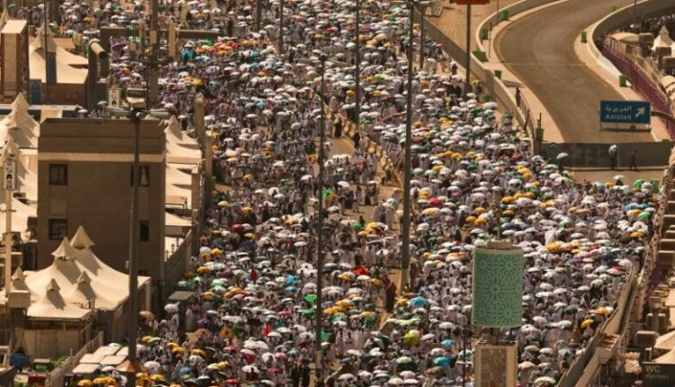 Arabia Saudite: Të paktën 1,300 pelegrinë vdiqën nga temperaturat e larta gjatë haxhit në Mekë