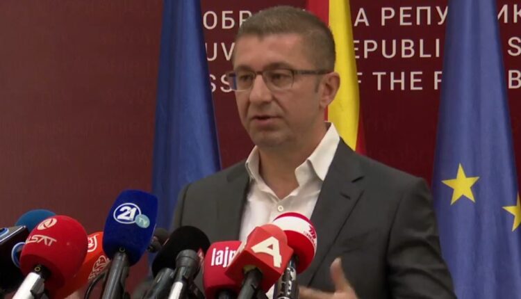 Mickoski propozoi ligj me të cilin ndalohet shtrenjtimi i rrymës: Mbaroi koha e rritjes dramatike të çmimit