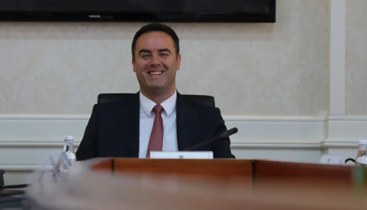 Konjufca për takimin Kurti-Vuçiq: Kosova s’ka në rend dite kurrfarë asociacioni
