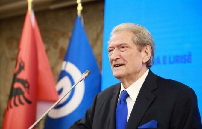 Berisha për arrestimin e Metës: Rama kërkon të trembë luanin e zgjuar të popullit opozitar
