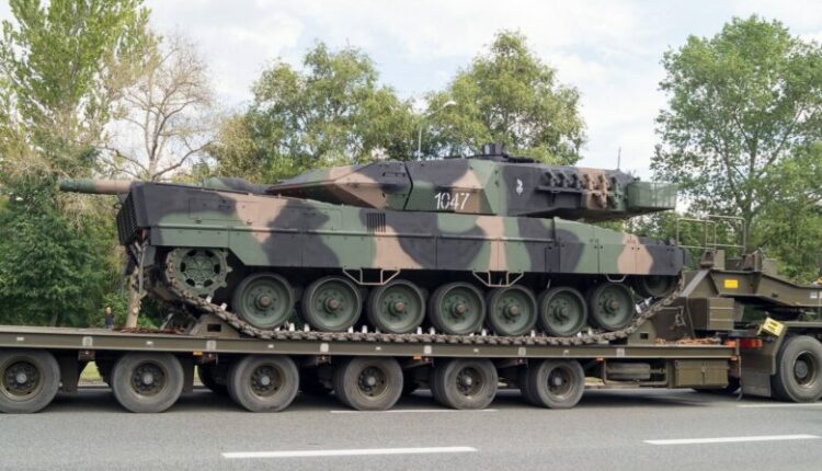 Gjermania do të porosisë 105 tanke të reja “Leopard”
