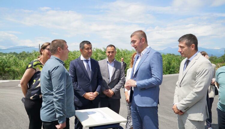 Mickoski: Ndryshimet në shëndetësi parashikojnë zvogëlimin e funksionarëve dhe gjetjen e përgjegjësisë, reforma vazhdon me uljen e kompensimeve të funksionarëve