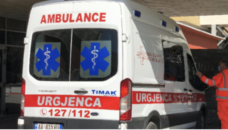 E rëndë në Tiranë/ I mituri bie nga kati i dytë i banesës, 8-vjeçari ndërron jetë në spital