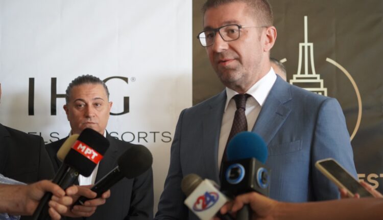 Mickoski: Investimet private kontribuojnë në zhvillimin e ekonomisë