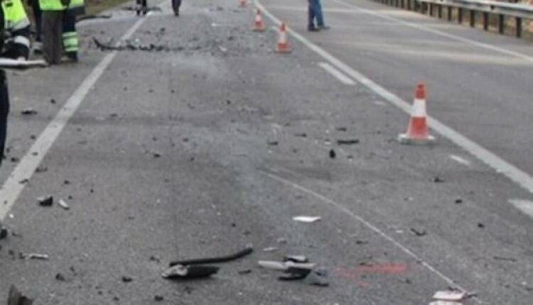 Aksident në autostradën Arbën Xhaferi, një i vdekur e katër të lënduar