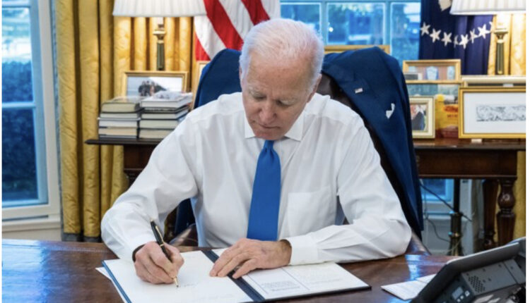 Shtëpia e Bardhë: Biden do ta përfundojë mandatin deri në fund