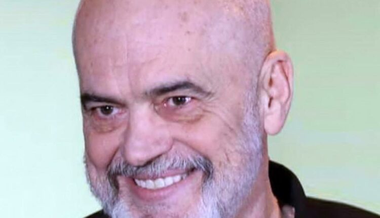 Edi Rama feston sot 60-vjetorin e lindjes (VIDEO)