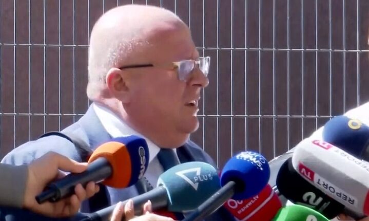 “Vrisni patronazhistët e rrihni policët”- Procedohet penalisht avokati Genc Gjokutaj pas thirrjeve për akte ekstreme