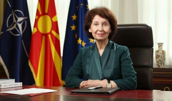 Siljanovska – Davkova emëroi kryetarin dhe anëtarët e Komisionit për amnisti